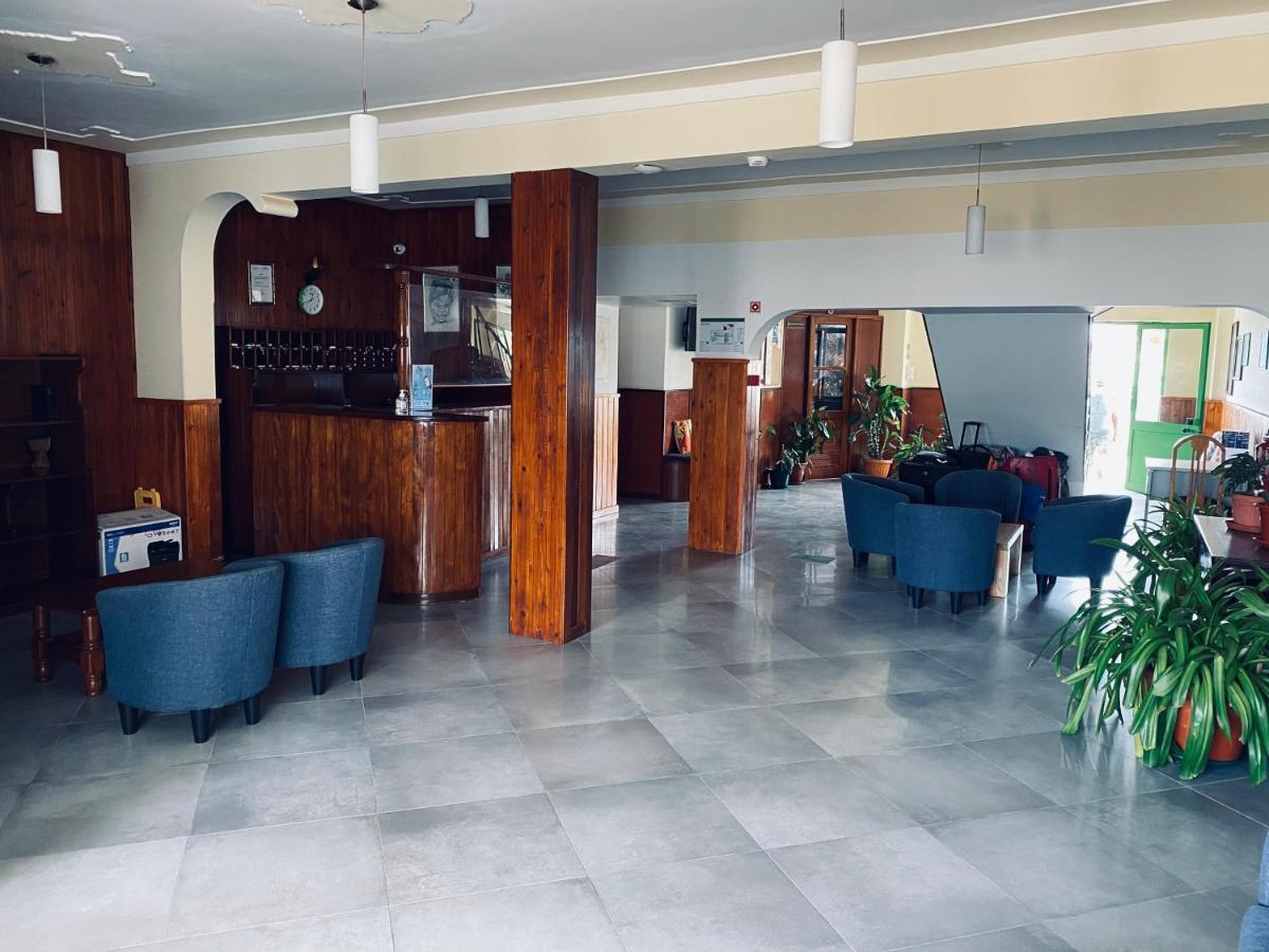 Hotel NHATERRA Santa Maria Buitenkant foto